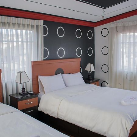لاباز Belmont B&B المظهر الخارجي الصورة